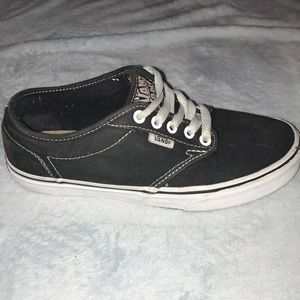 Vans low top